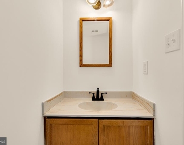 19 Fendall Avenue - Photo Thumbnail 11