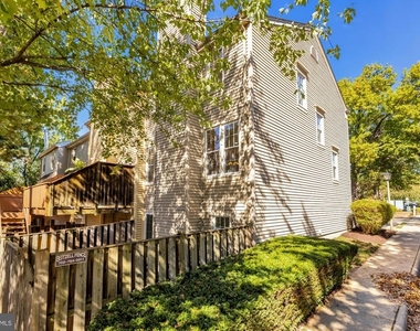 19 Fendall Avenue - Photo Thumbnail 33