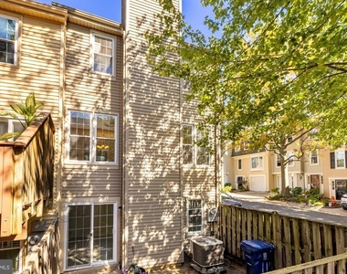 19 Fendall Avenue - Photo Thumbnail 34