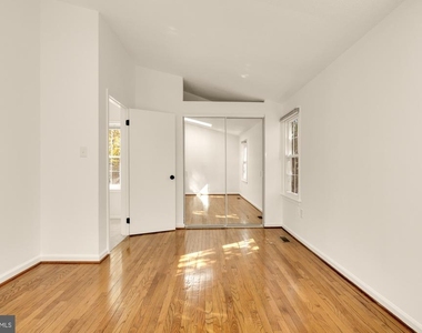 19 Fendall Avenue - Photo Thumbnail 15