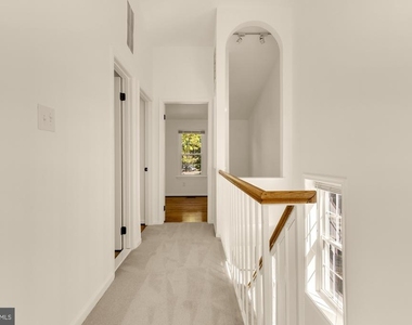 19 Fendall Avenue - Photo Thumbnail 12