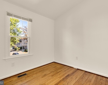 19 Fendall Avenue - Photo Thumbnail 20