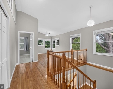 2637 N Greenbrier Street - Photo Thumbnail 15