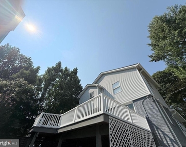 2637 N Greenbrier Street - Photo Thumbnail 34