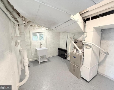 2637 N Greenbrier Street - Photo Thumbnail 31