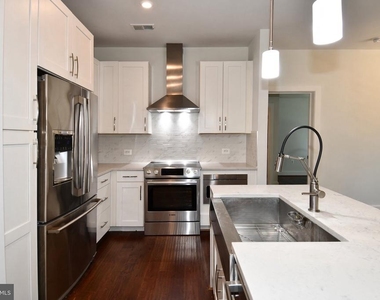 1411 Key Boulevard - Photo Thumbnail 17
