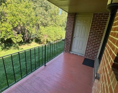 1155 York Road - Photo Thumbnail 22