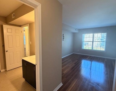 3505 Bennett Place - Photo Thumbnail 3