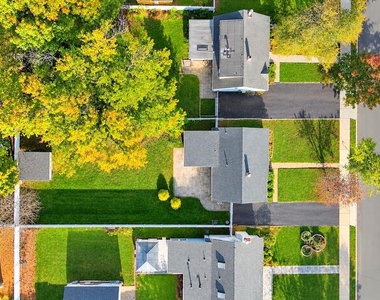 266 Eaton Avenue - Photo Thumbnail 14