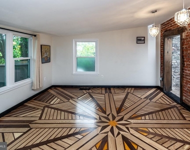 59 S Franklin Street - Photo Thumbnail 8