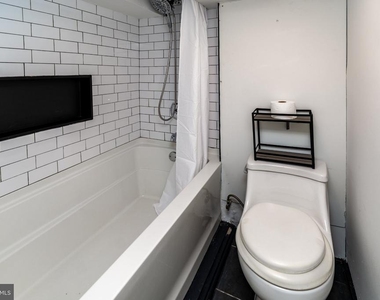 59 S Franklin Street - Photo Thumbnail 17