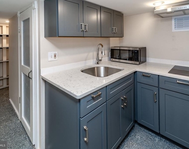 59 S Franklin Street - Photo Thumbnail 14