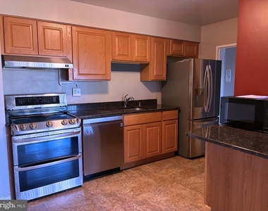 111 Chestnut Street - Photo Thumbnail 1