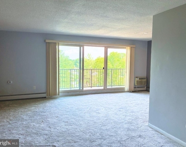 111 Chestnut Street - Photo Thumbnail 8