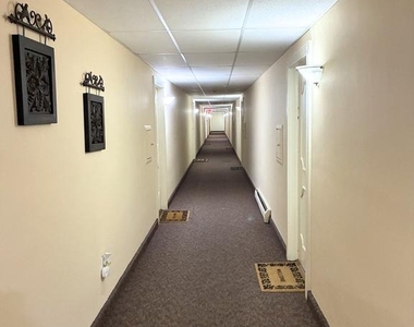 111 Chestnut Street - Photo Thumbnail 13