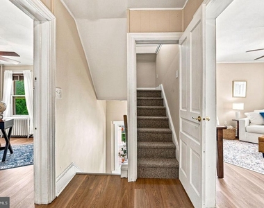 809 W Collings Avenue - Photo Thumbnail 15