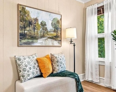 809 W Collings Avenue - Photo Thumbnail 13