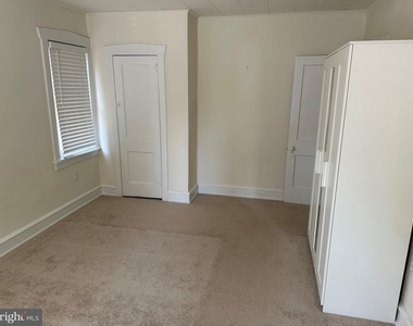 128 E Franklin Avenue - Photo Thumbnail 10