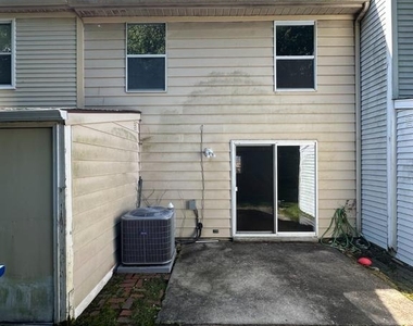 44 Waterview Court - Photo Thumbnail 17
