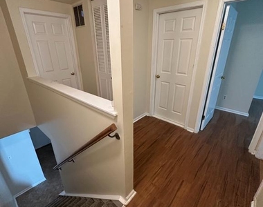 44 Waterview Court - Photo Thumbnail 6