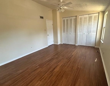 44 Waterview Court - Photo Thumbnail 10