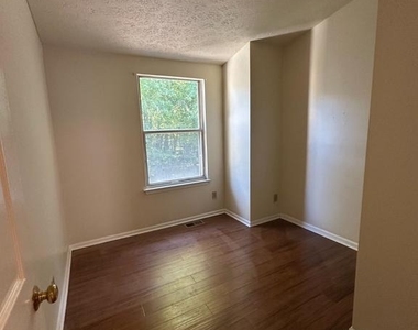 44 Waterview Court - Photo Thumbnail 9