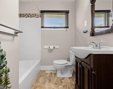 91 Baker Boulevard - Photo Thumbnail 17