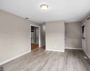 91 Baker Boulevard - Photo Thumbnail 8