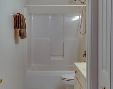 41490 Garrett Court - Photo Thumbnail 24