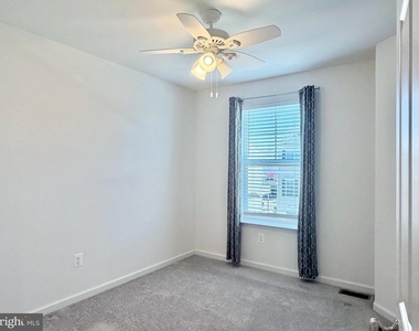 236 Jessica Lyn Avenue - Photo Thumbnail 28