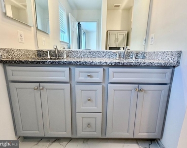236 Jessica Lyn Avenue - Photo Thumbnail 23
