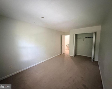 4834 Brookstone Terrace - Photo Thumbnail 29