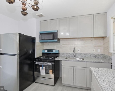 9712 51st Avenue - Photo Thumbnail 9