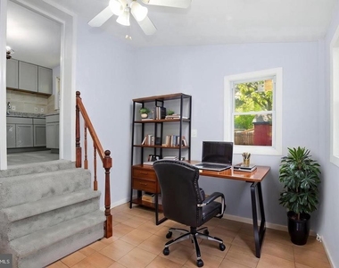 9712 51st Avenue - Photo Thumbnail 12