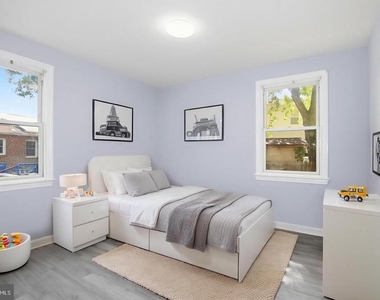 9712 51st Avenue - Photo Thumbnail 24