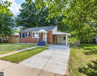 9712 51st Avenue - Photo Thumbnail 47