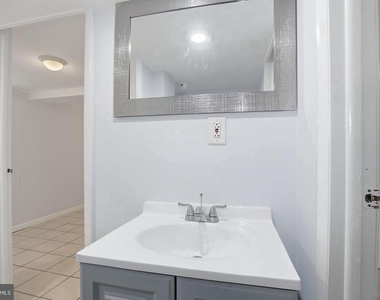 9712 51st Avenue - Photo Thumbnail 31