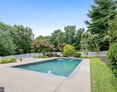 13416 Straw Bale Lane - Photo Thumbnail 6