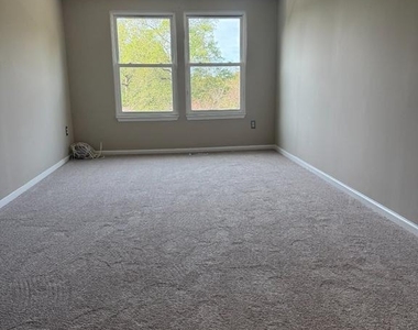 304 Legato Terrace - Photo Thumbnail 10