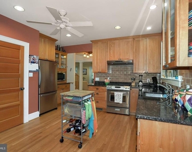 117 Sherman Avenue - Photo Thumbnail 13