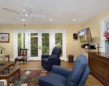 117 Sherman Avenue - Photo Thumbnail 15