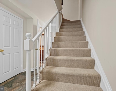 6718 Kenwood Forest Lane - Photo Thumbnail 26