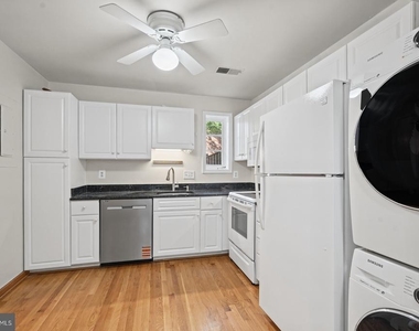 6718 Kenwood Forest Lane - Photo Thumbnail 10