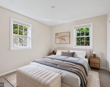 6718 Kenwood Forest Lane - Photo Thumbnail 14