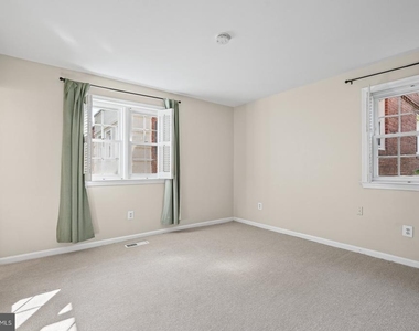 6718 Kenwood Forest Lane - Photo Thumbnail 15