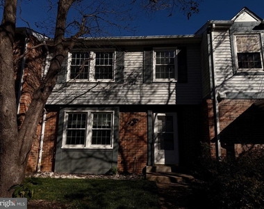 7521 Weatherby Drive - Photo Thumbnail 1