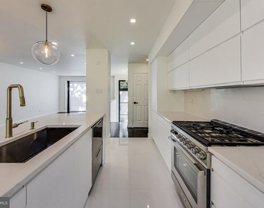 3715 Astoria Road - Photo Thumbnail 7