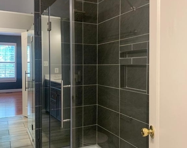 258 Fountain Green Lane - Photo Thumbnail 8