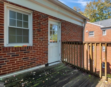 8501 Flower Avenue - Photo Thumbnail 13