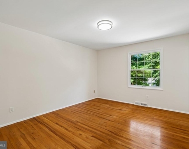 5234 Even Star Place - Photo Thumbnail 28